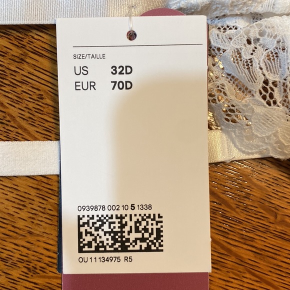 NWT 32D H&M White Soft Lace Bra Unlined, Underwire, Adjustable Straps - Picture 6 of 12